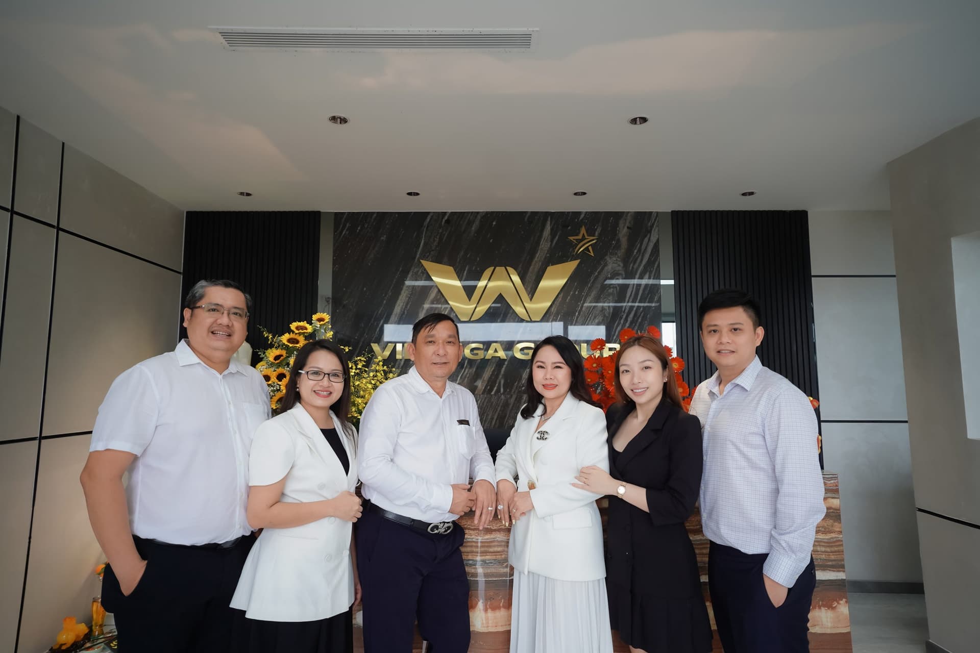 ban giám đốc công ty cổ phần tập đoàn Việt Nga