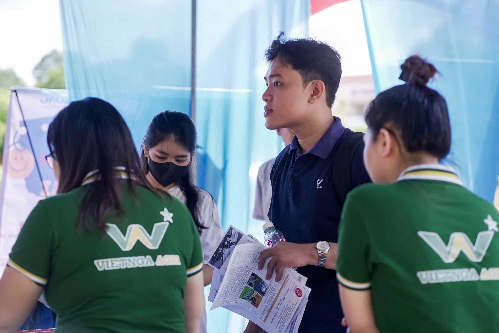 Viet Nga Fertilizer ជាដៃគូជាមួយនិស្សិតក្នុងកម្មវិធីថ្ងៃអាជីព ២០២៤