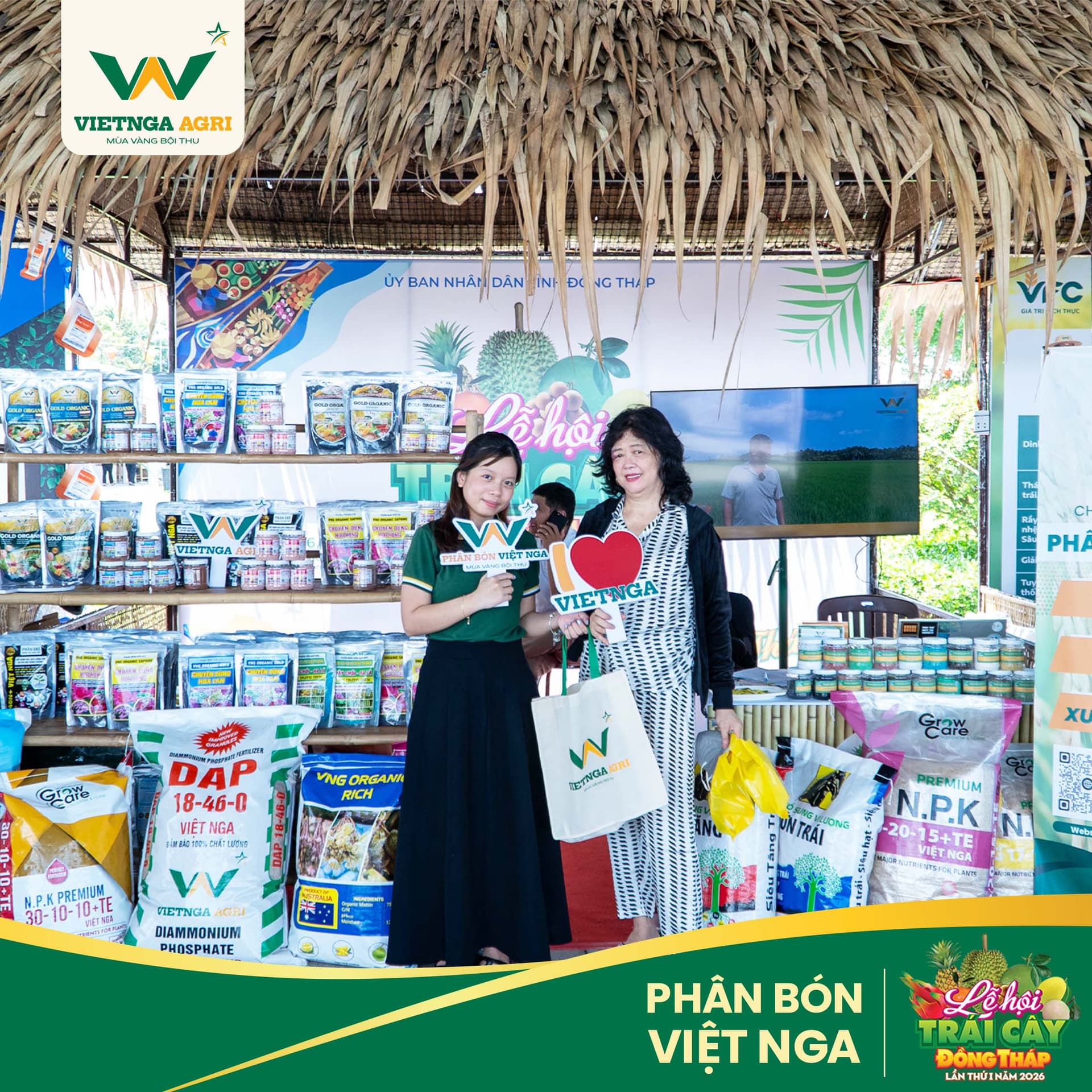 ស្តង់របស់ Viet Nga Fertilizer បានស្វាគមន៍ភ្ញៀវទស្សនា ម្ចាស់ចម្ការ ដៃគូ និងអ្នកប្រើប្រាស់យ៉ាងច្រើនកុះករ