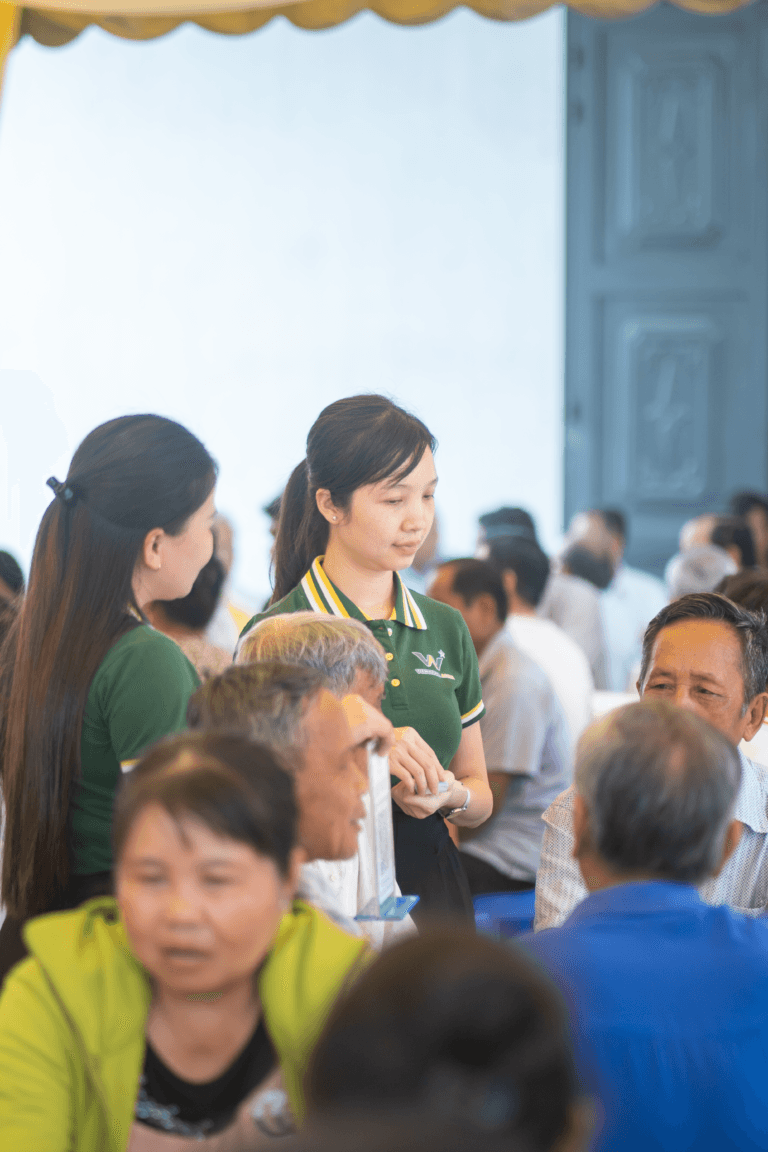 អមដំណើរបងប្អូនកសិករនៅតាមមូលដ្ឋាន
