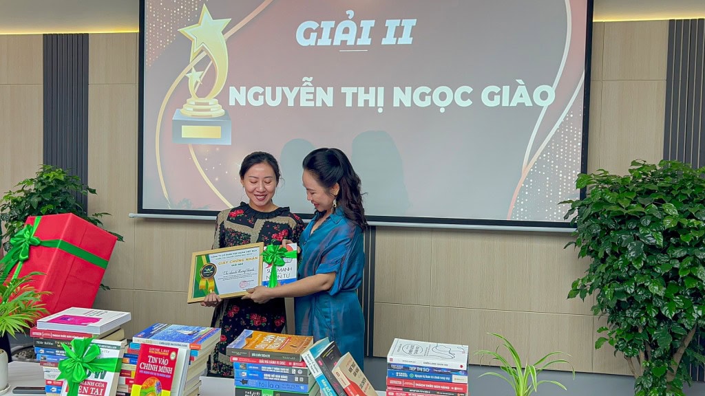 vietnga.vn hoi thi doc sach 8 10