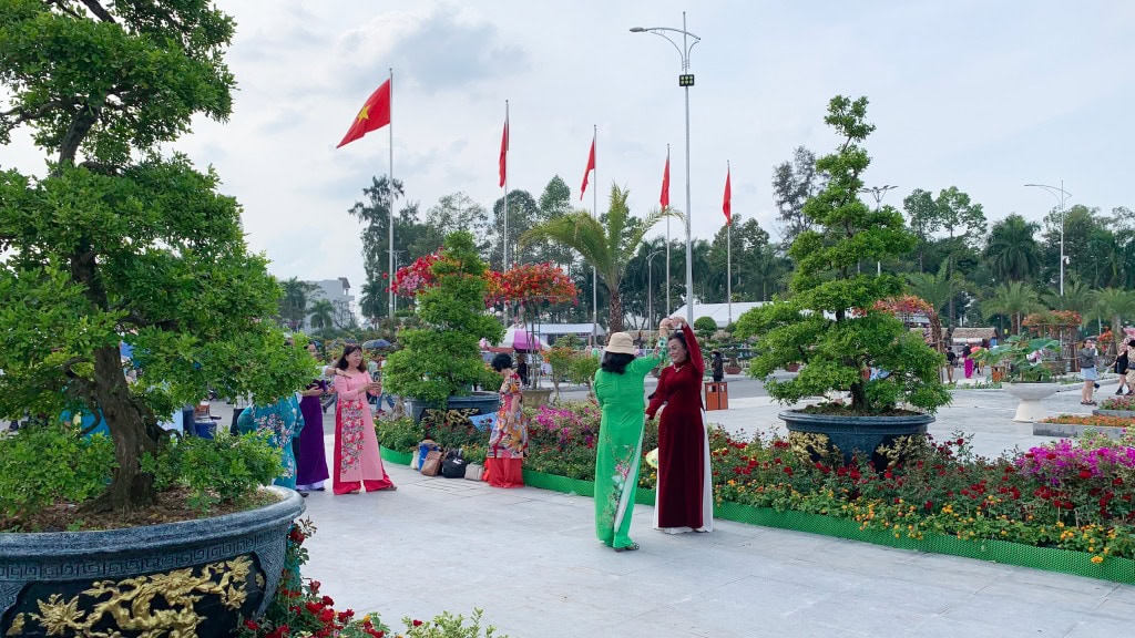 vietnga.vn le hoi hoa kieng 5 10