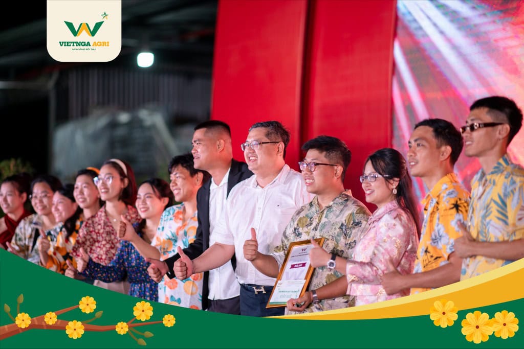 Tập thể Phòng Marketing đạt giải nhì