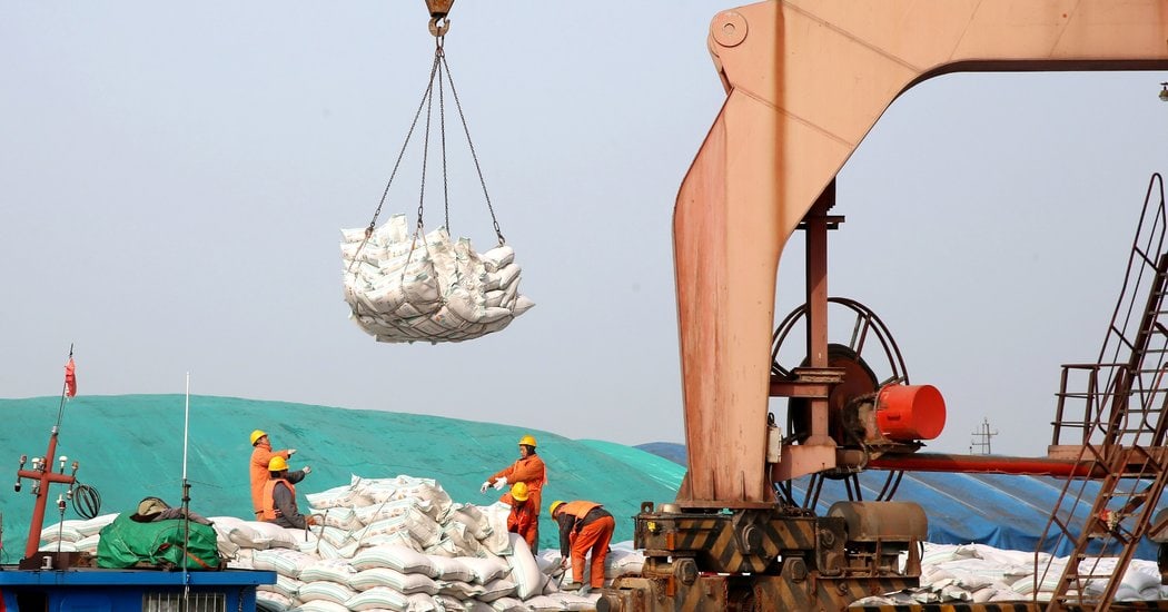 Nhập khẩu phân bón