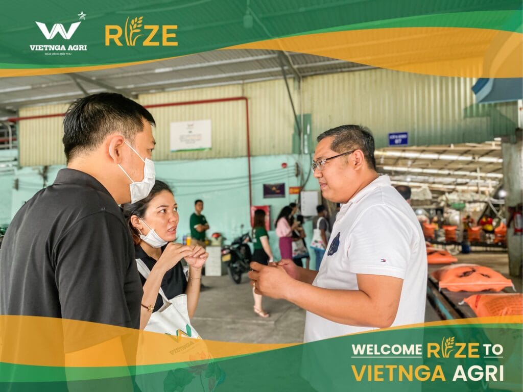 Honored to Welcome the Rize Delegation to Visit and Work at Viet Nga Agri The management team of Viet Nga Agri introduced the fertilizer production process