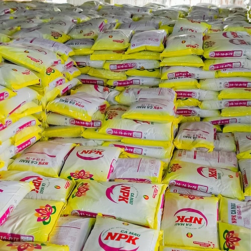 NPK Hoa Sen Ca Mau – Exclusively Distributed by Viet Nga Agri in Dong Thap At Viet Nga Agri’s warehouse, NPK 16-16-8+TE and NPK 20-20-15 Hoa Sen are always readily available to be delivered promptly and efficiently to valued distributors.