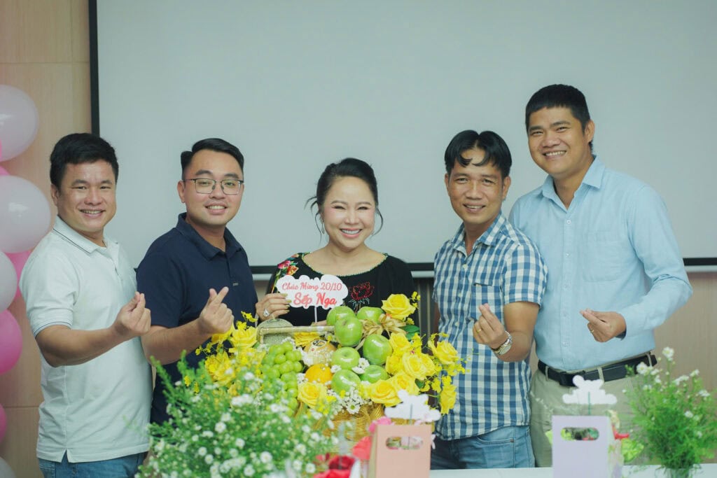 chuc mung ngay phu nu viet nam 1