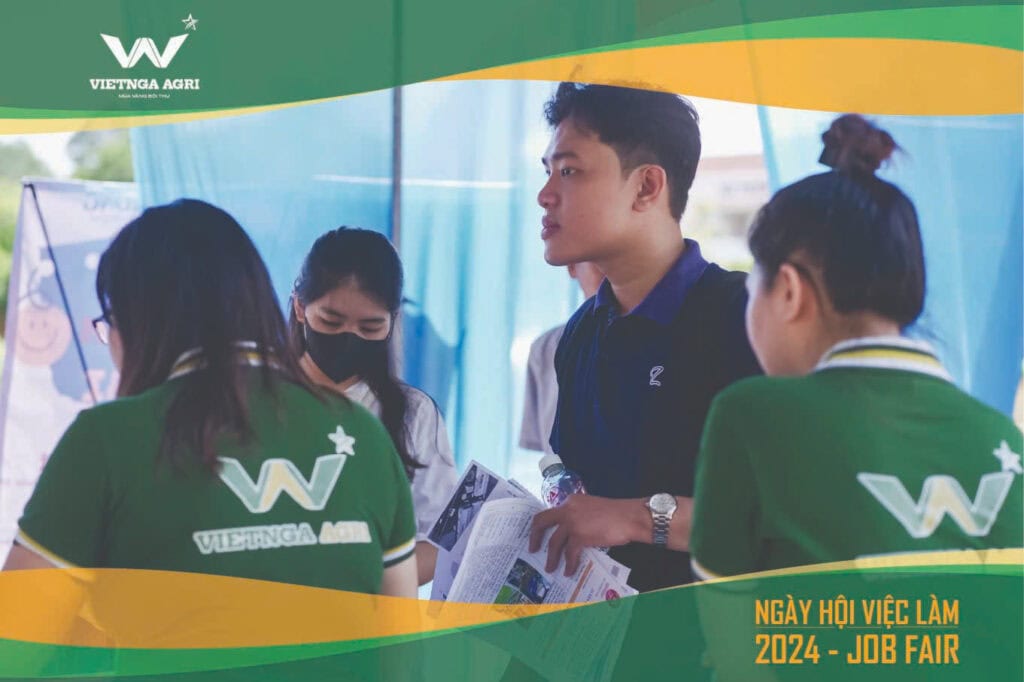ngay hoi viec lam 5