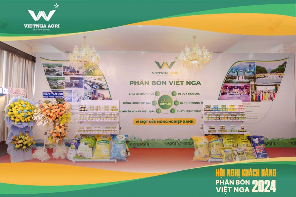 Hội Nghị Khách Hàng Phân Bón Việt Nga 2024 Không gian sự kiện hoành tráng, được trang trí chỉn chu với nhiều tiết mục hấp dẫn