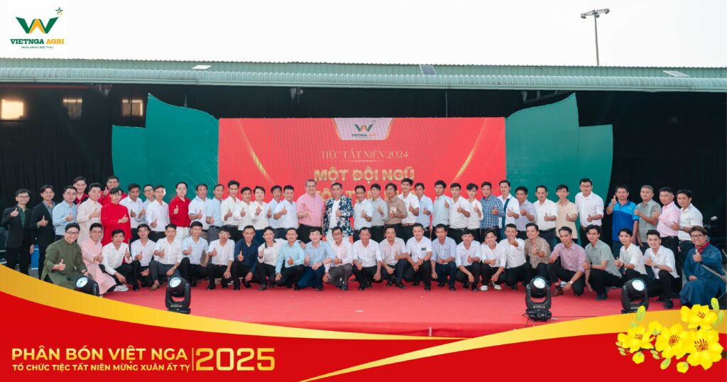 Phân Bón Việt Nga Tổ Chức Tiệc Tất Niên Mừng Xuân Ất Tỵ 2025 TN5 min