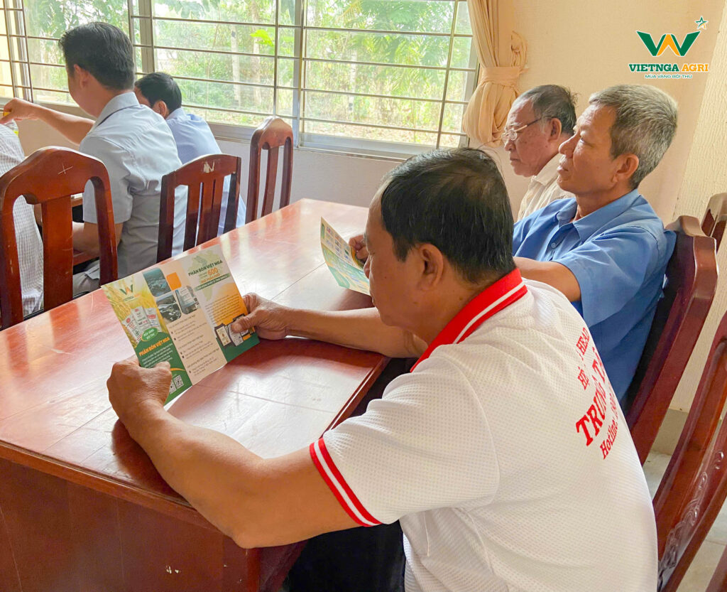 Phân Bón Việt Nga Tổ Chức Hội Thảo Tổng Kết Dự Án TRVC Tại HTX Số 2 Nghien-cuu-ve-san-pham