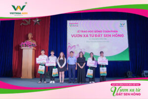 Tổng kết hành trình Quỹ học bổng “Vươn Xa Từ Đất Sen Hồng” năm 2025 tại Trường Đại học Đồng Tháp 04 suất học bổng toàn phần được trao tặng cho sinh viên Trường Đại học Đồng Tháp