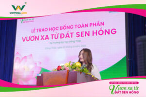 Tổng kết hành trình Quỹ học bổng “Vươn Xa Từ Đất Sen Hồng” năm 2025 tại Trường Đại học Đồng Tháp Phạm Nguyễn Xuân Thanh – Trưởng Ban Tổ chức Dự án – nhấn mạnh: học bổng chính là “ngọn lửa niềm tin”, soi sáng và đồng hành cùng sinh viên trong hành trình học tập