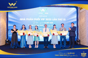 Phân Bón Việt Nga Tổ Chức Hội Nghị Nhà Phân Phối VIP 2025 Lần XI Chương trình vinh danh các Nhà Phân Phối VIP niên vụ 2024 – 2025.