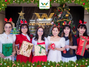 Mùa Giáng Sinh 2025 Ấm Áp Bên Đại Gia Đình Phân Bón Việt Nga VIET NGA 2025 CHRISTMAS 205 SOCIAL POST FRAME 8