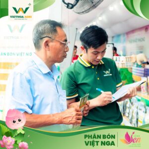 Gian hàng Phân Bón Việt Nga đã đón tiếp đông đảo khách tham quan đến tìm hiểu sản phẩm Gian hàng Phân Bón Việt Nga đã đón tiếp đông đảo khách tham quan đến tìm hiểu sản phẩm