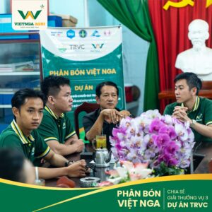 Phân Bón Việt Nga Tổ Chức Chia Thưởng Dự Án TRVC Vụ Hè Thu 2025 Cho HTXNN Số 2 Thường Lạc VNG 2026 SOCIAL POST TRVC TRAO THUONG VU 3 8