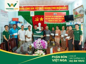 Phân Bón Việt Nga Tổ Chức Chia Thưởng Dự Án TRVC Vụ Hè Thu 2025 Cho HTXNN Số 2 Thường Lạc Phân Bón Việt Nga Tổ Chức Chia Thưởng Dự Án TRVC Vụ Hè Thu 2025 Cho HTXNN Số 2 Thường Lạc