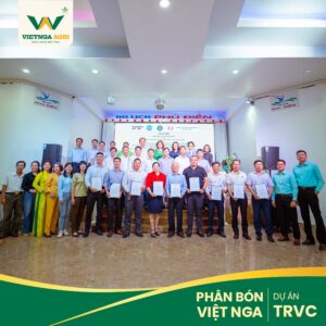 Phân Bón Việt Nga Tham Dự Hội Nghị Truyền Thông Và Ký Kết Hợp Tác Trong Khuôn Khổ Dự Án TRVC Phân Bón Việt Nga tham dự Hội nghị truyền thông về thu gom và tiêu hủy bao bì thuốc bảo vệ thực vật kết hợp Lễ ký kết Chương trình phối hợp về Bình đẳng giới - Hòa nhập Khuyết tật và Xã hội