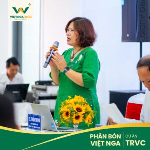 Bà Trần Thu Hà - Giám đốc Dự Án TRVC - Tổ chức Phát triển Hà Lan SNV chia sẻ tại hội nghị Bà Trần Thu Hà - Giám đốc Dự Án TRVC - Tổ chức Phát triển Hà Lan SNV chia sẻ tại hội nghị